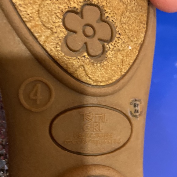 Girls sparkly flats - Picture 3 of 5